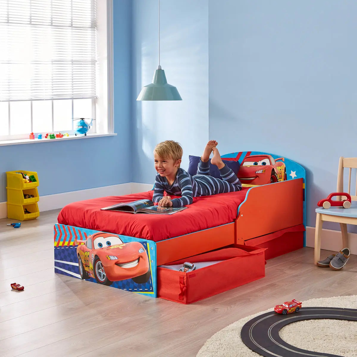 Vinile per bambini disney cars 2 testata del letto